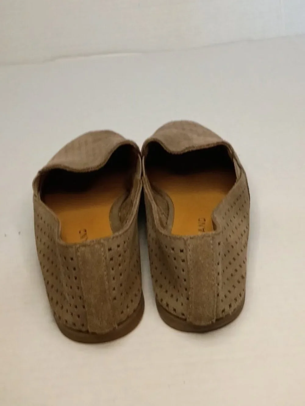 Lucky Brand Carthy Grey Perforated Suede Loafer Flats Women's Size 8.5